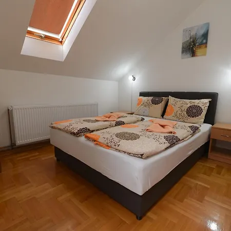 アパート Capitol