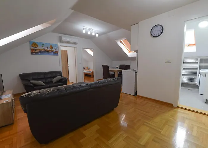 Capitol Apartament *